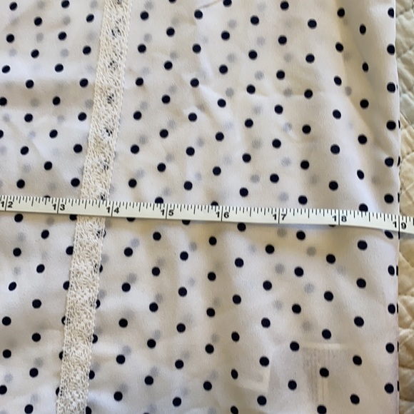 Banana Republic white and black Polka dot lace top - Picture 9 of 9